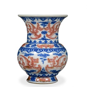 A WUCAI 'PHOENIX' JAR