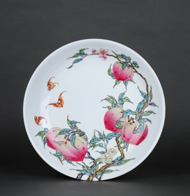 A FAMILLE ROSE 'PEACHES' DISH
