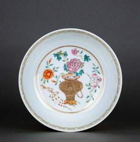 A SWEET WHITE-GLAZED EXTERIOR WITH RELIEF FLORAL AND FAMILLE ROSE WITH GILT-DECORATED INTERIOR