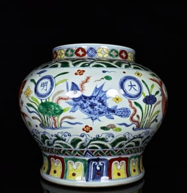 A WUCAI 'FISH AND AQUATIC PLANTS' LARGE JAR