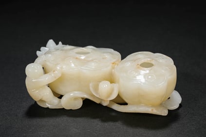 A JADE WATER POT