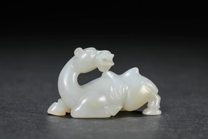 A JADE CAMEL