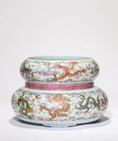 A FAMILLE-ROSE 'DRAGON-AND-PHOENIX' WASHER