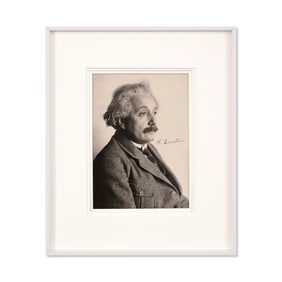 ALBERT EINSTEIN SIGNED PHOTOGRAPH