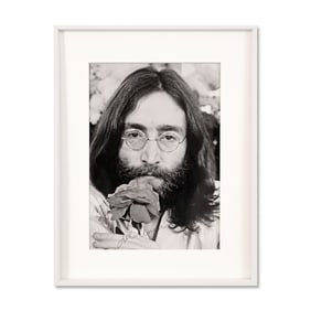JOHN LENNON SIGNED PHOTOGRAPH