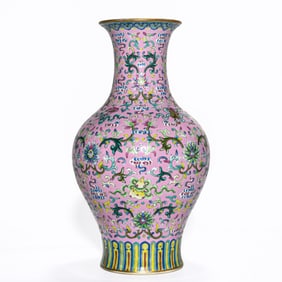 QIANLONG PERIOD IMPERIAL PINK-GROUND FAMILLE ROSE 'PEPPER' VASE