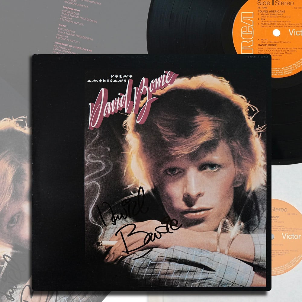 DAVID BOWIE SIGNED "YOUNG AMERICANS" LP (UK PRESSING) (1 of 5)