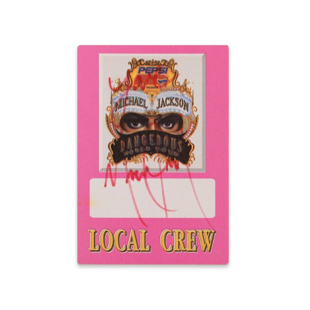 MICHAEL JACKSON SIGNED "DANGEROUS WORLD TOUR" LOCAL CREW PASS (TOKYO): 4 1/2 x 3 in (11.5 x 7.5 cm) Provenance and Authentication: This collectible has undergone a rigorous forensic evaluation. The signatures were carefully analyzed across multiple criteria, including in