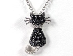 BLACK GEM-SET CAT PENDANT NECKLACE (1 of 2)