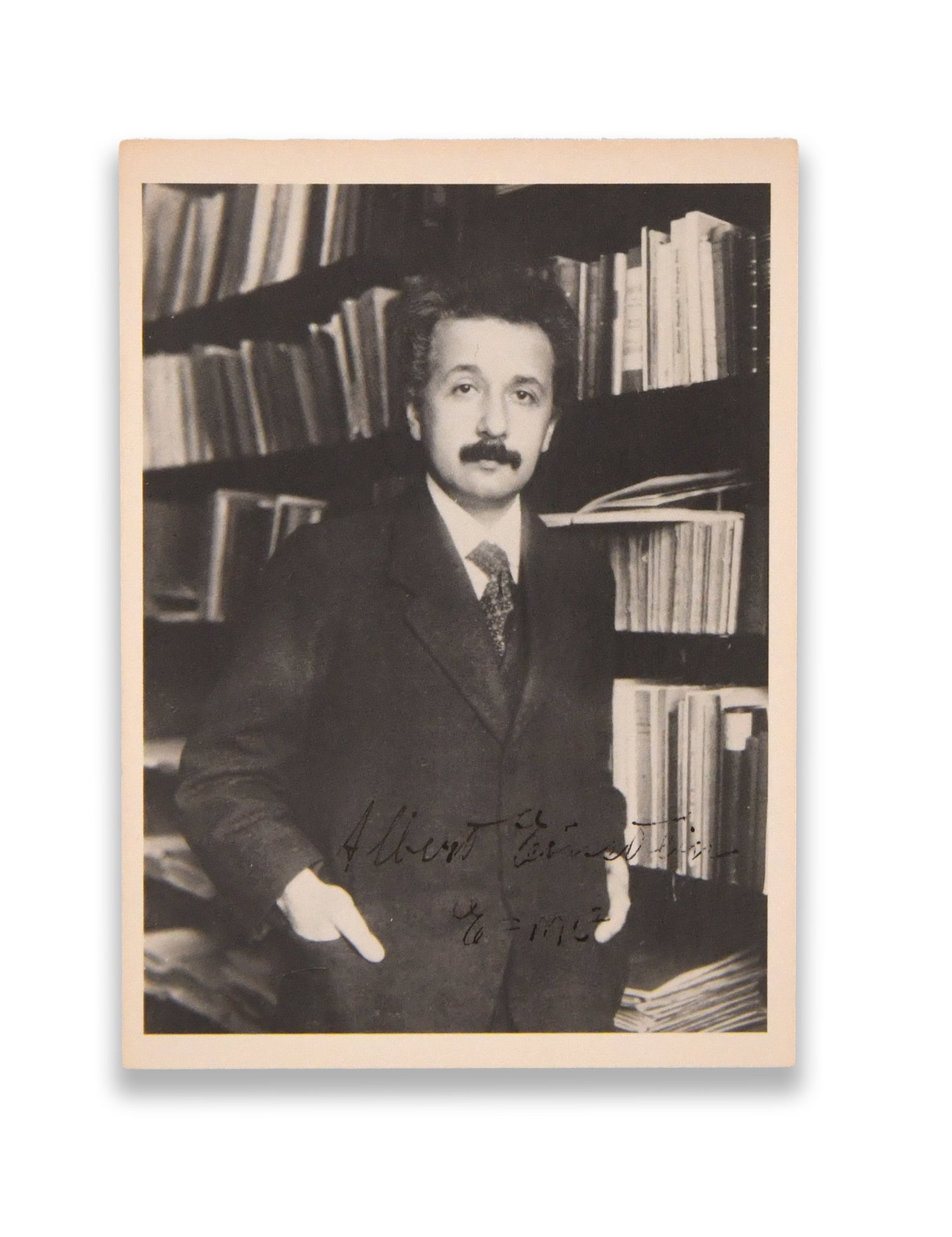 ALBERT EINSTEIN - SIGNED PHOTOGRAPHIC POSTCARD (1 of 2)