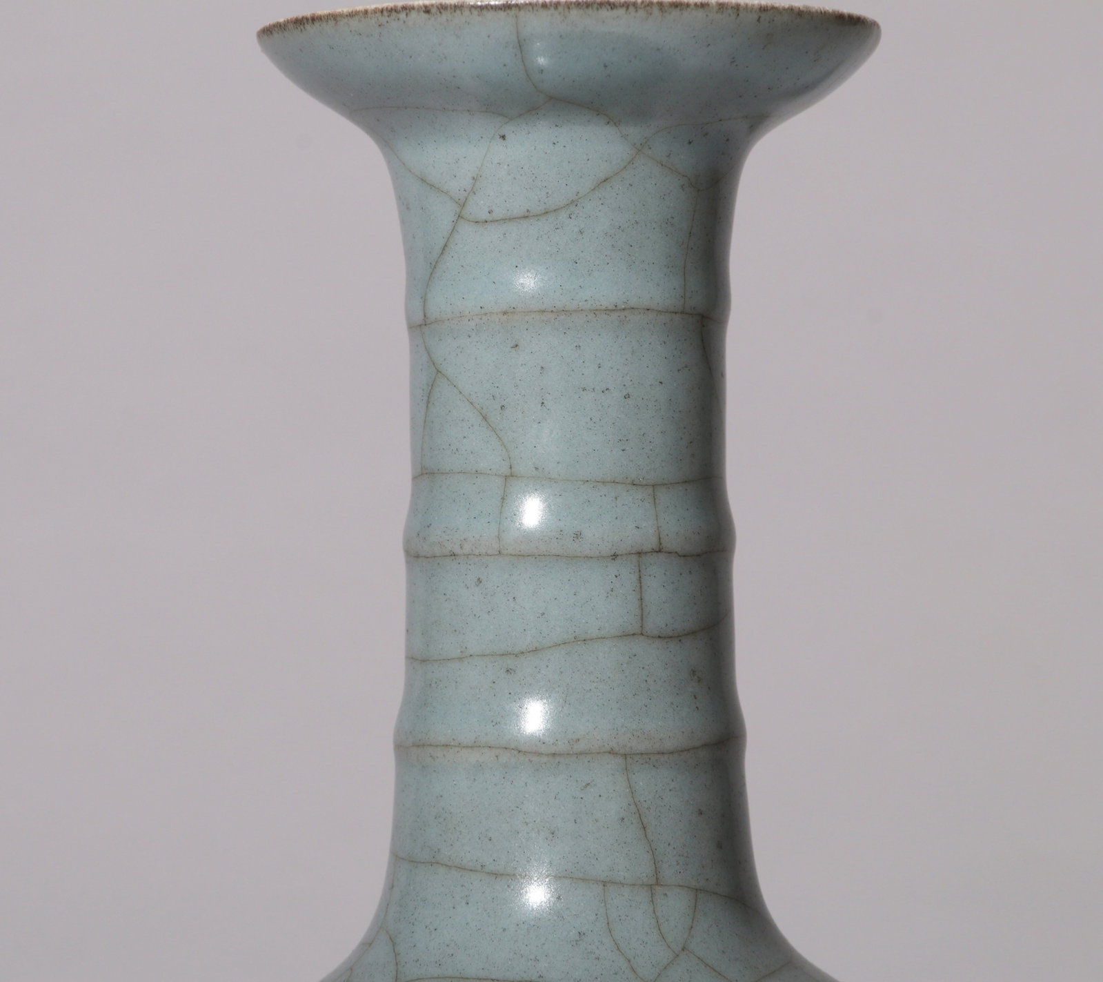 AN OFFICIAL 'STRING ' VASE - 6
