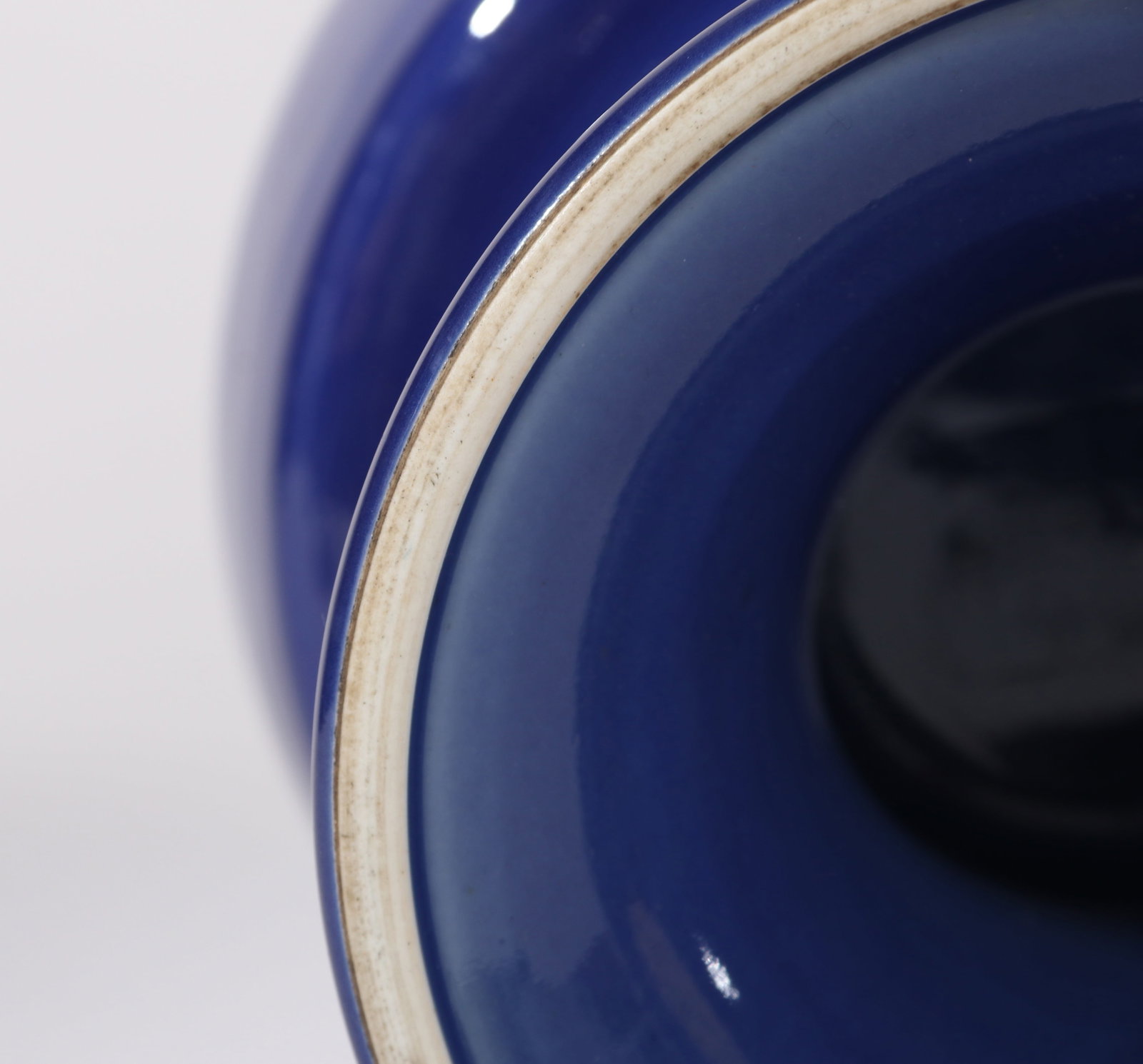 ABLUE-GLAZED DOU - 8