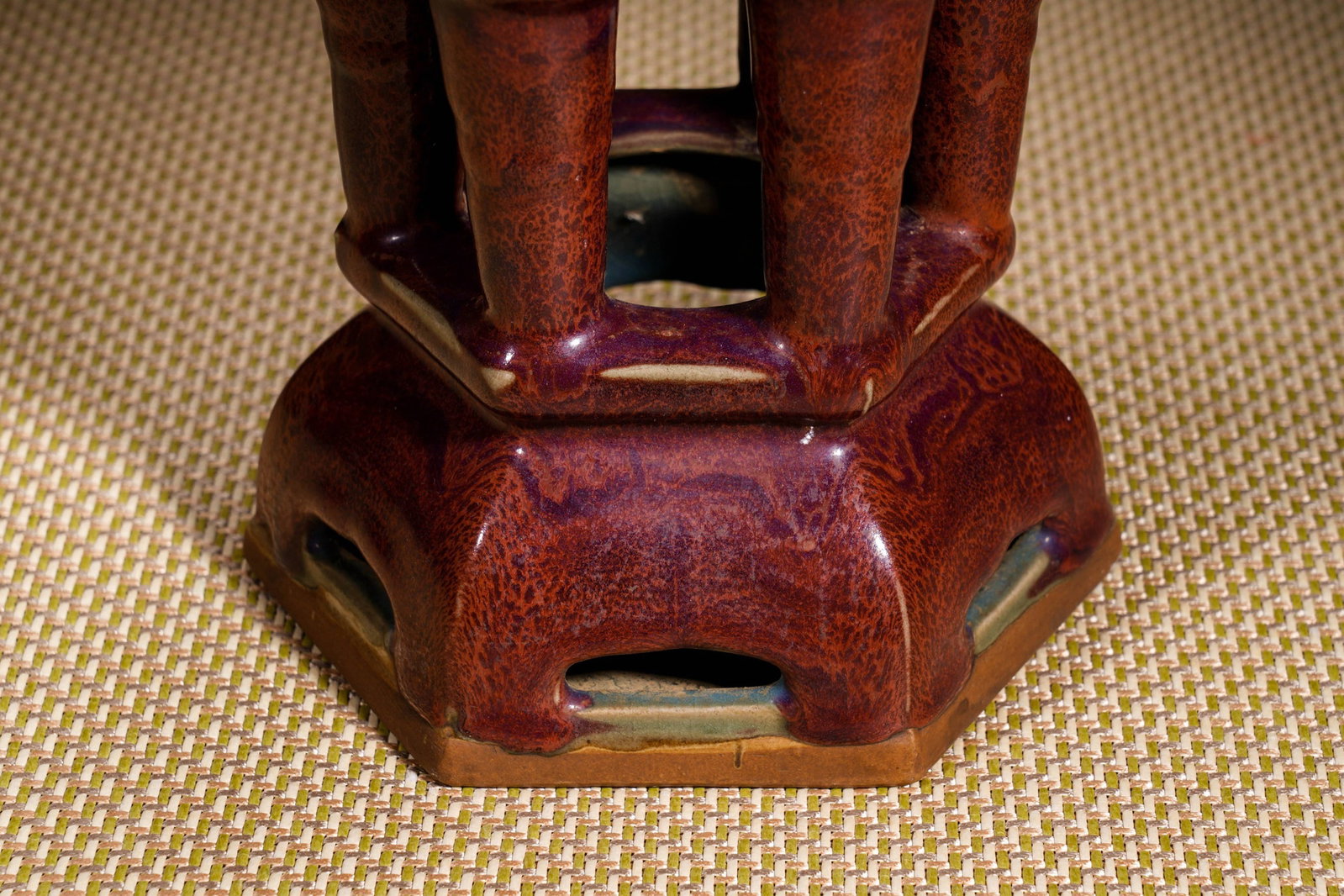 A JUN TYPE 'THREE RAMS' JAR - 9
