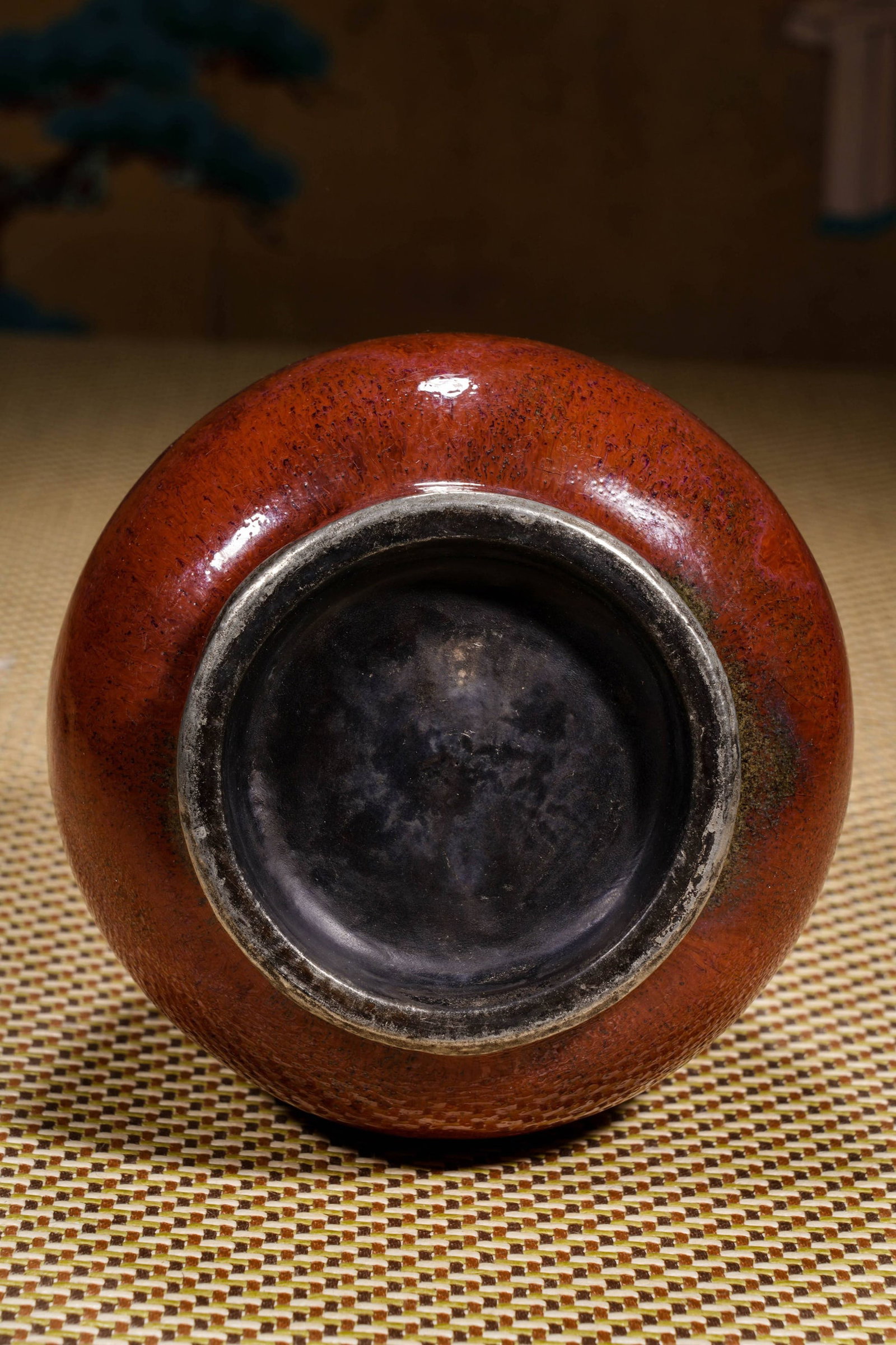 A JUN TYPE LONG-NECK VASE - 8
