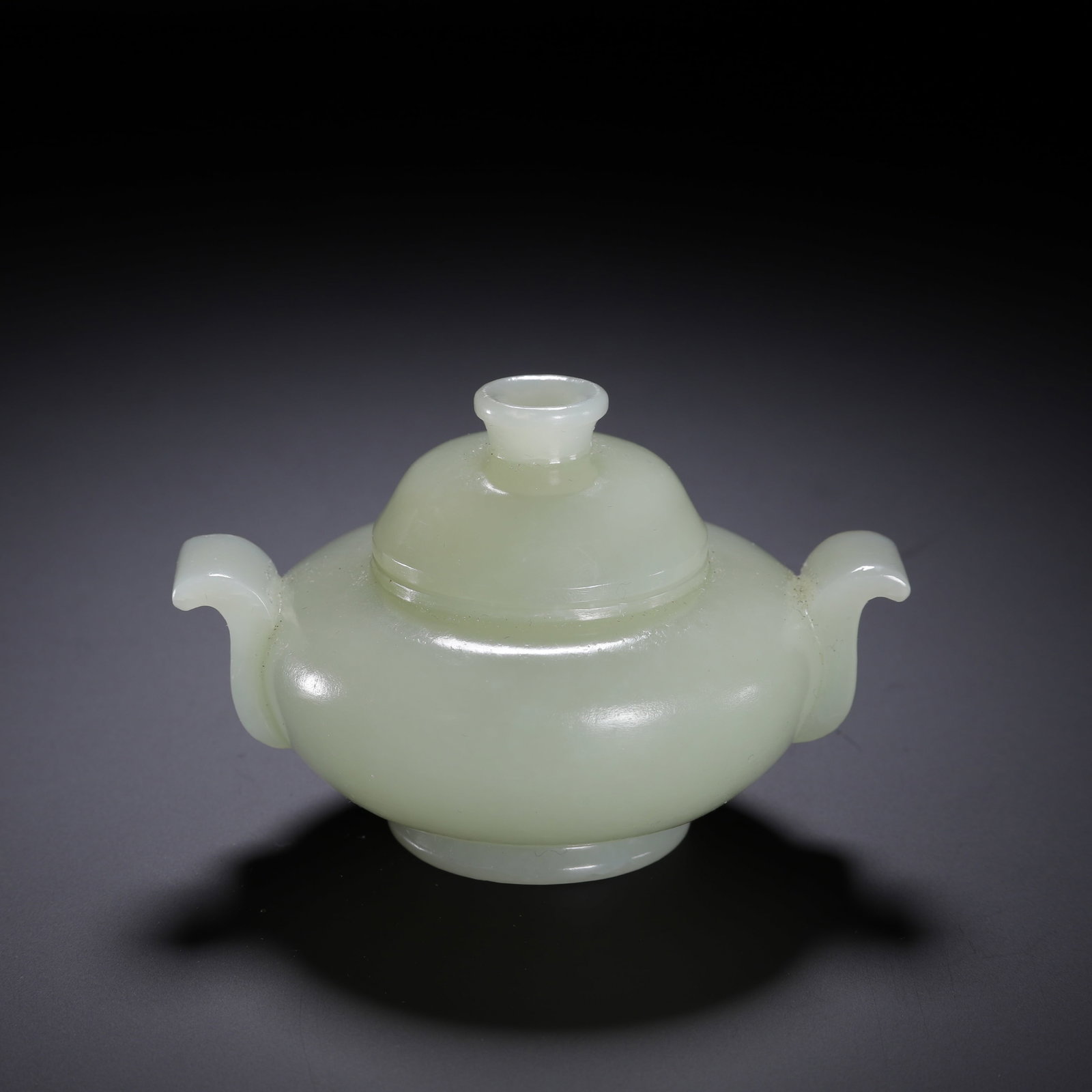 A HETIAN JADE OBJECT - 5