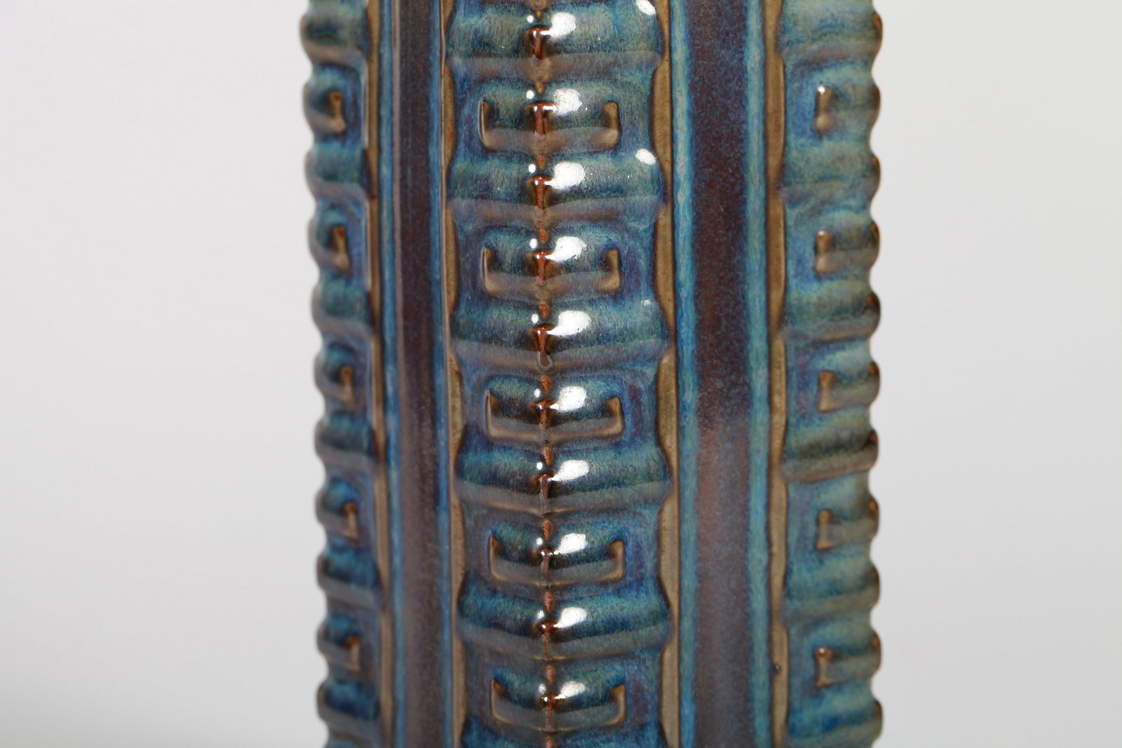 A JUN TYPE CONG-FORM VASE - 4
