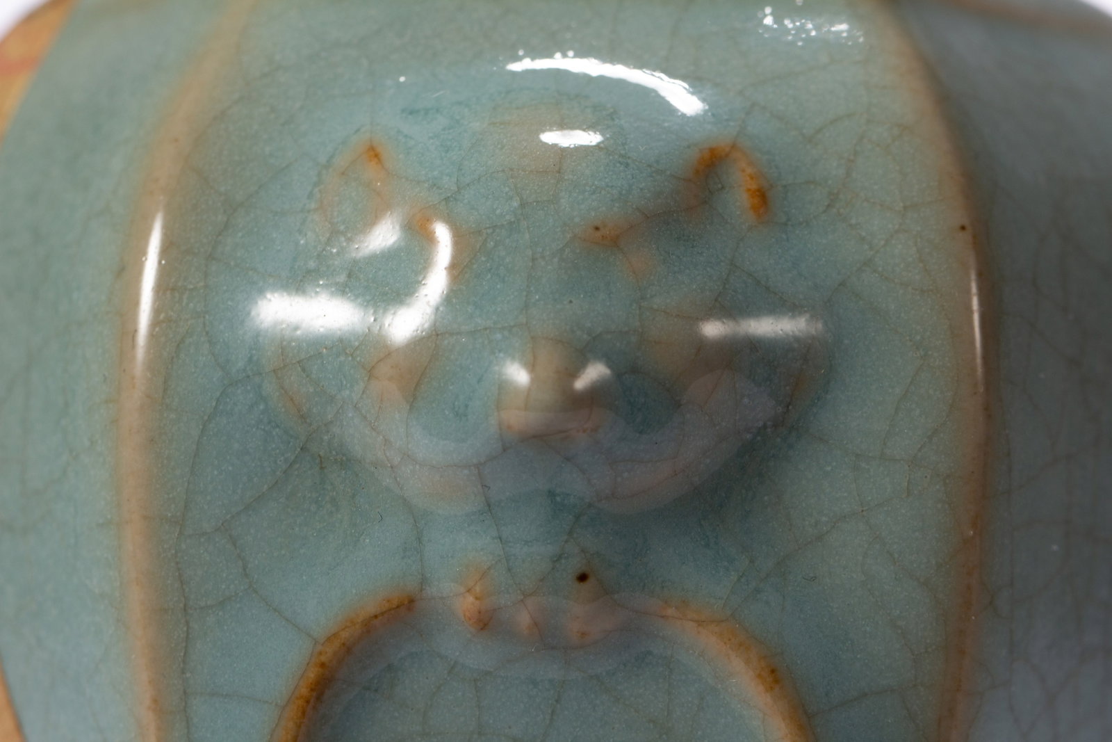 A RU TYPE HEXAGONAL VASE - 6