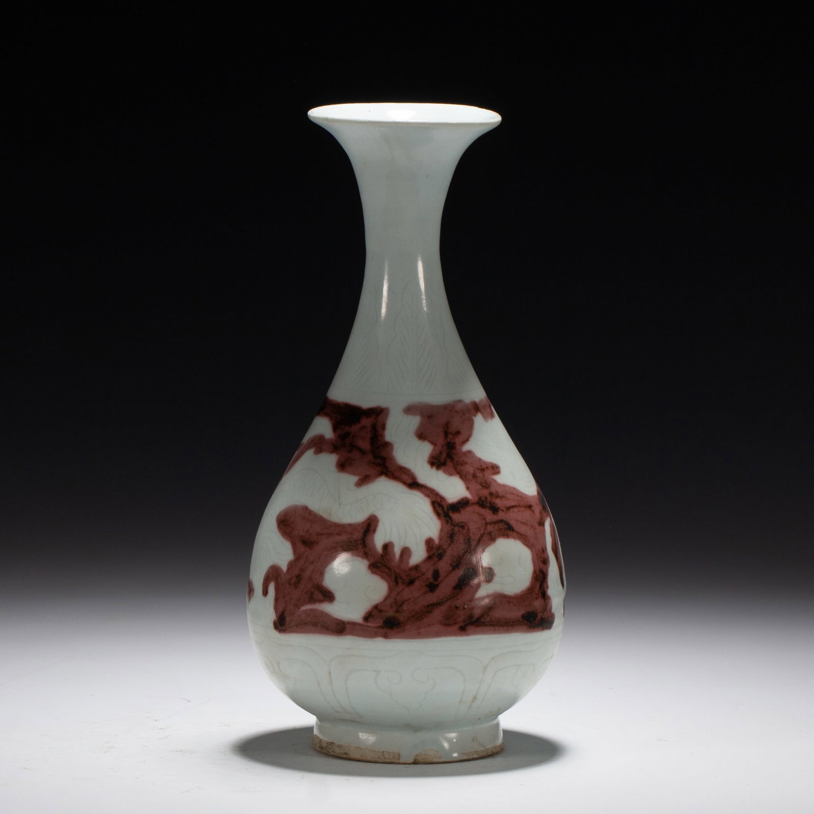A UNDERGLAZED RED VASE (1 of 9)