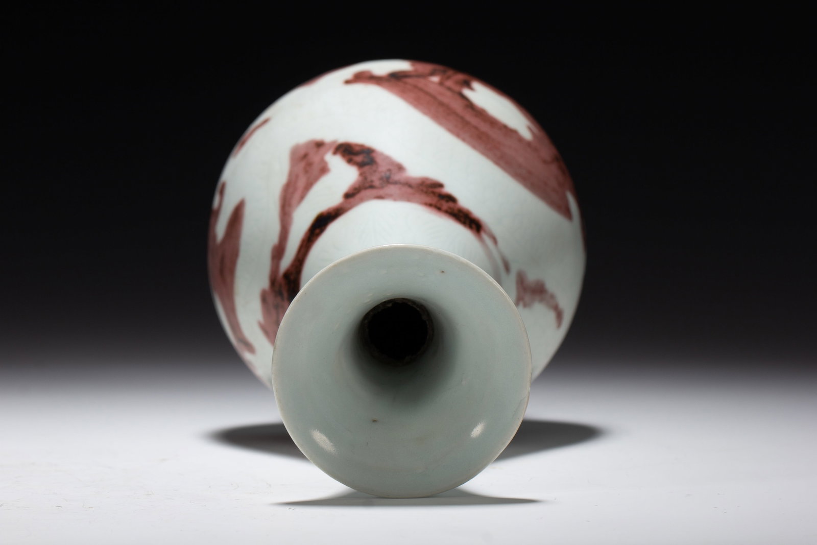 A UNDERGLAZED RED VASE - 7