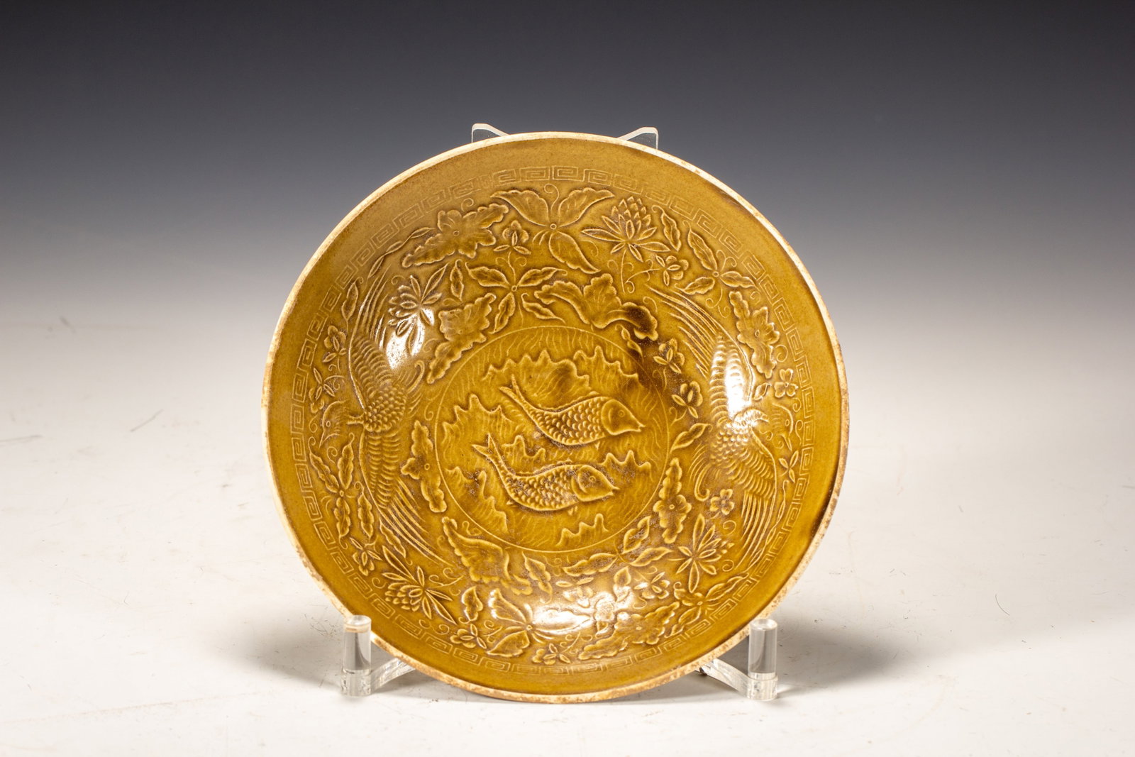 A DING 'DOUBLE FISH' DISH - 2