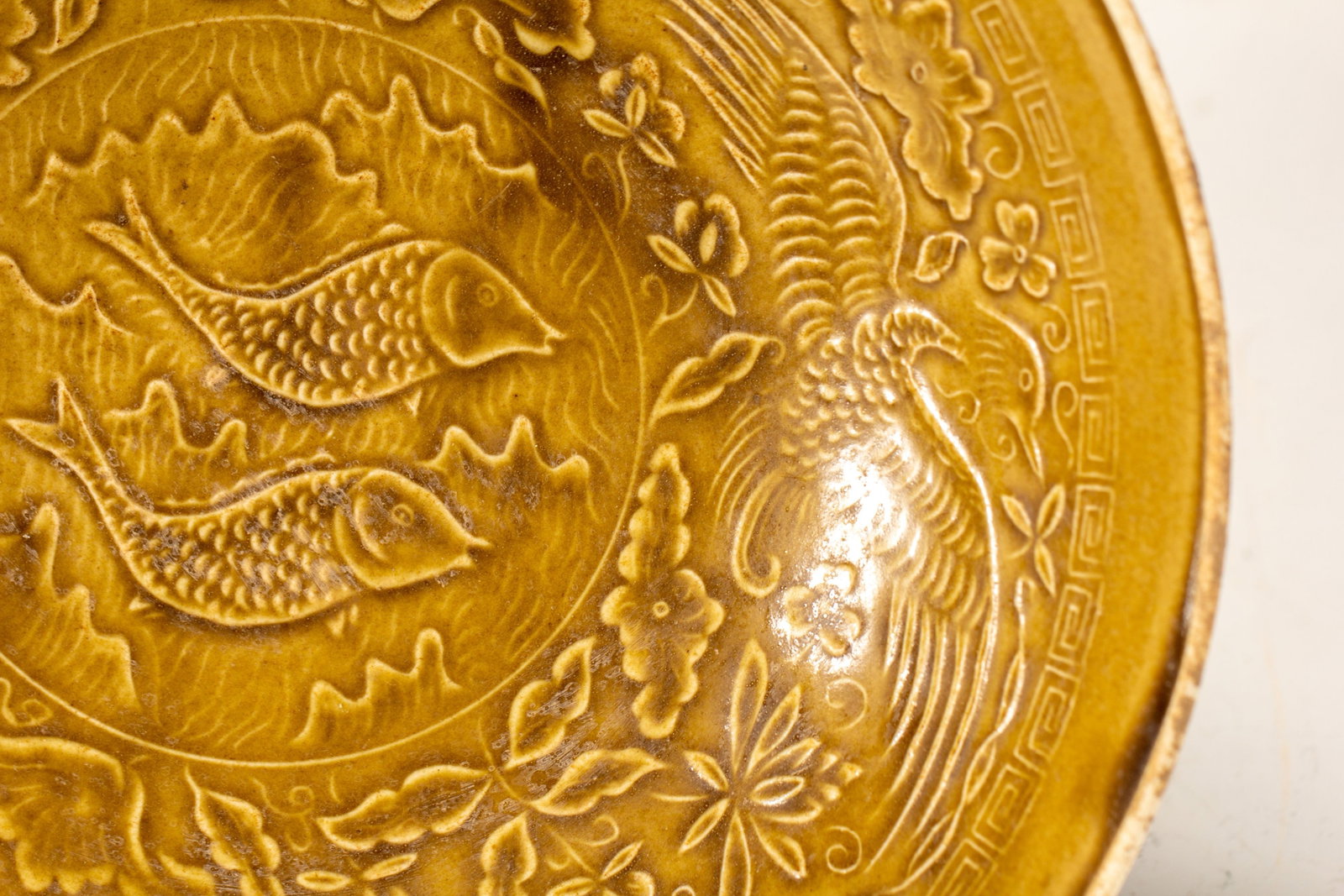 A DING 'DOUBLE FISH' DISH - 6