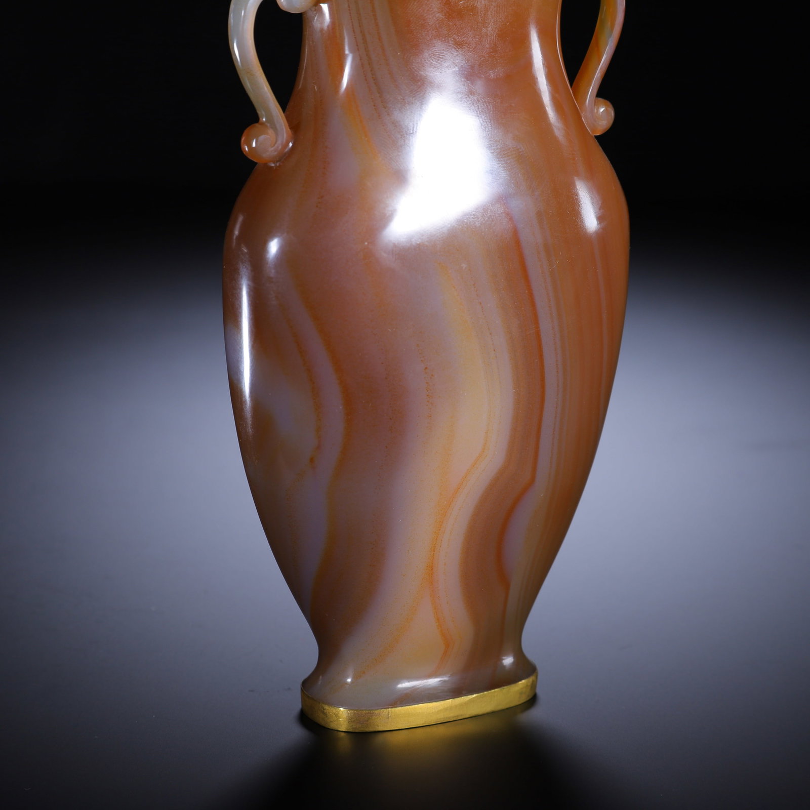 AN AGATE VASE - 6