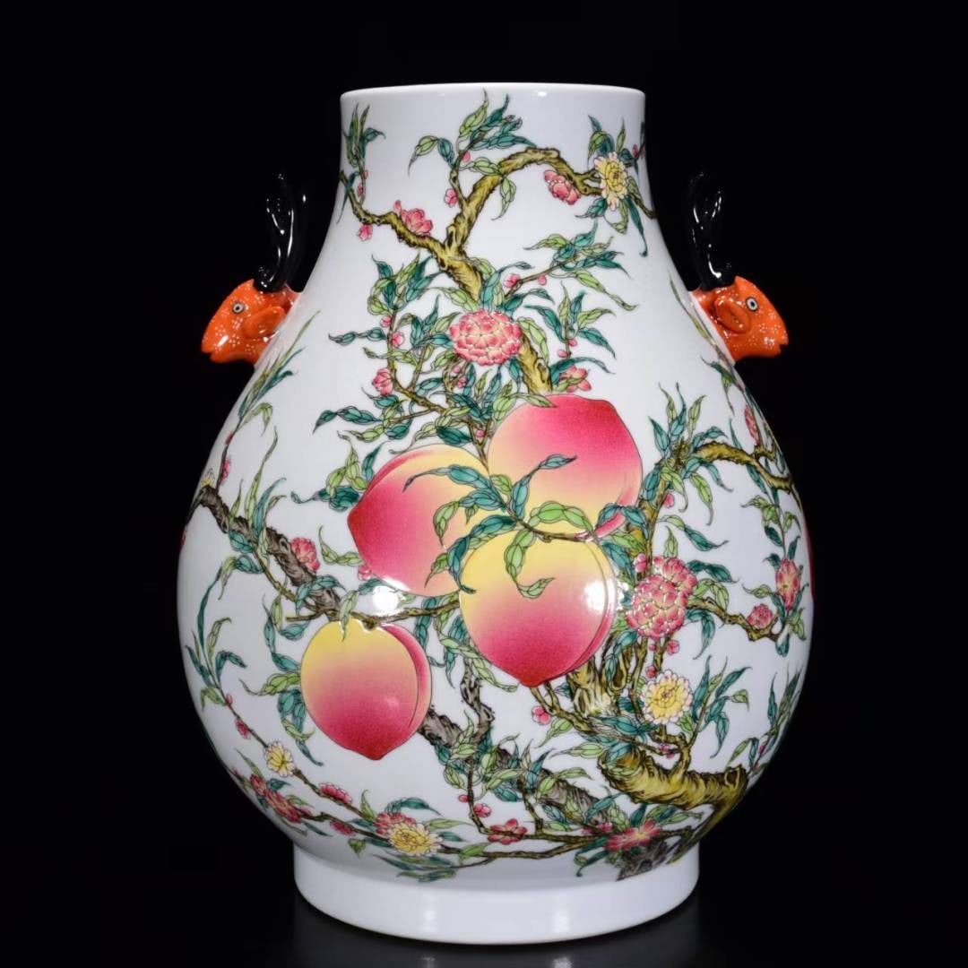 A FAMILLE ROSE 'NINE PEACHES' JAR (1 of 9)