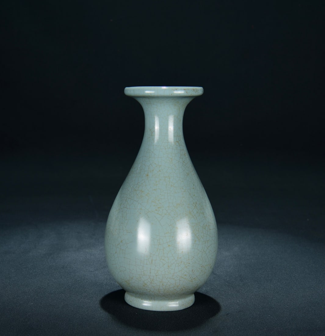 A RU TYPE SKY-BLUE GLAZED YUHUCHUNPING (1 of 9)