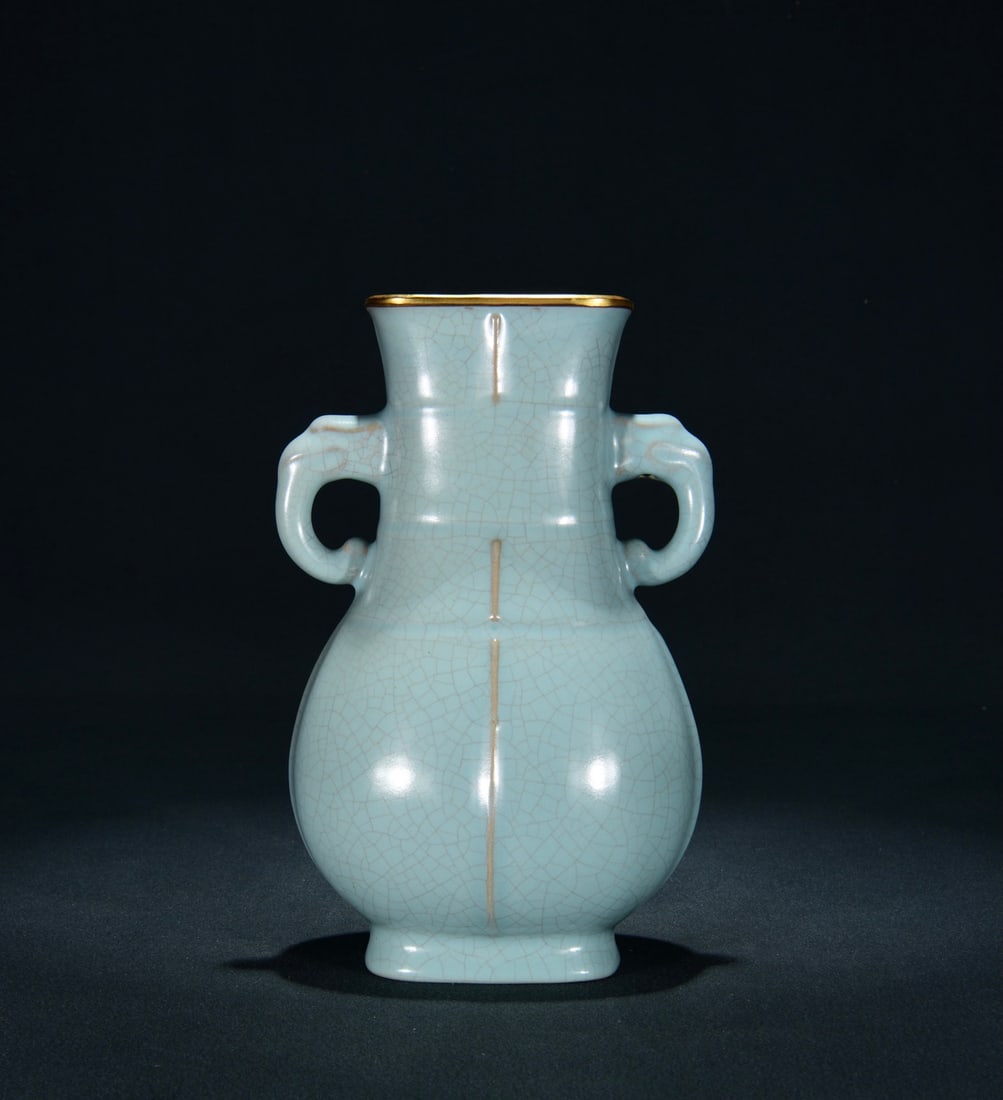 A RU TYPE SKY-BLUE GLAZED GOLD-MOUTH DOUBLE-HANDLE VASE (1 of 9)