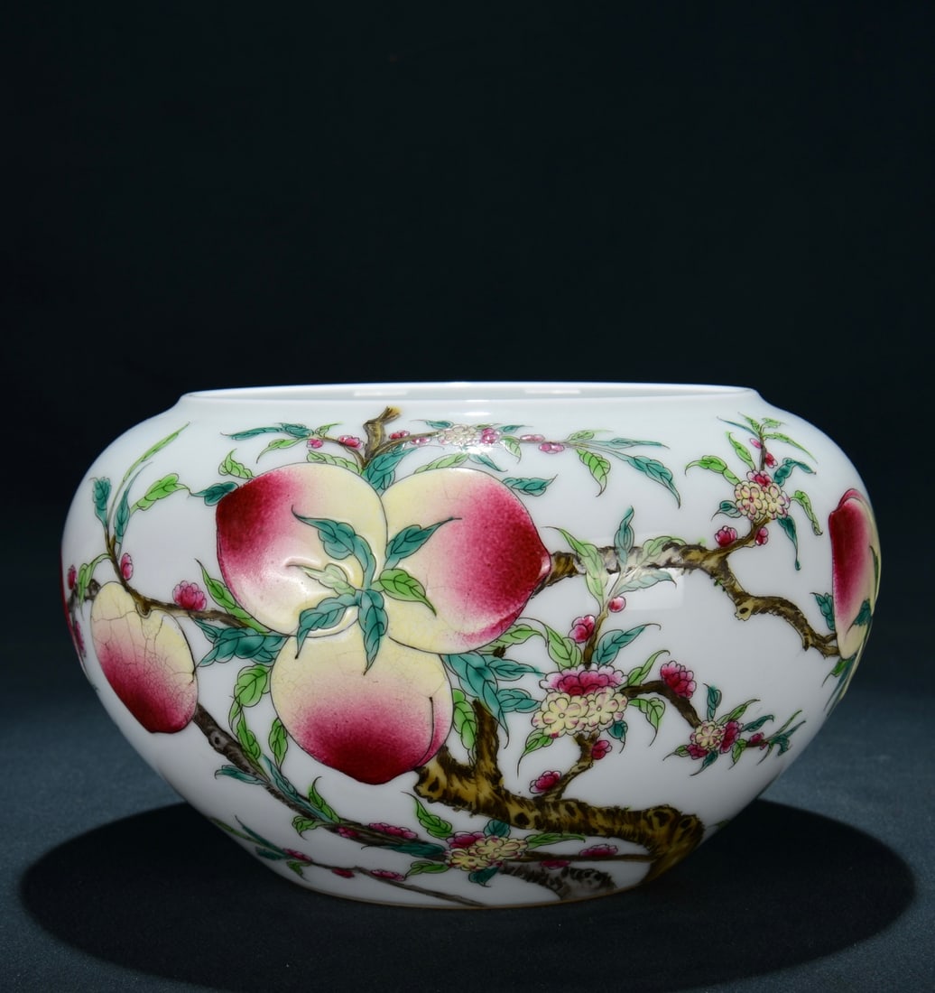 AN ENAMEL 'PEACHES' BRUSH WASHER: AN ENAMEL 'PEACHES' BRUSH WASHER Dimensions: Length: 14 cm (5.51 in.), Width: 25 cm (9.84 in.). All measurements are approximate.