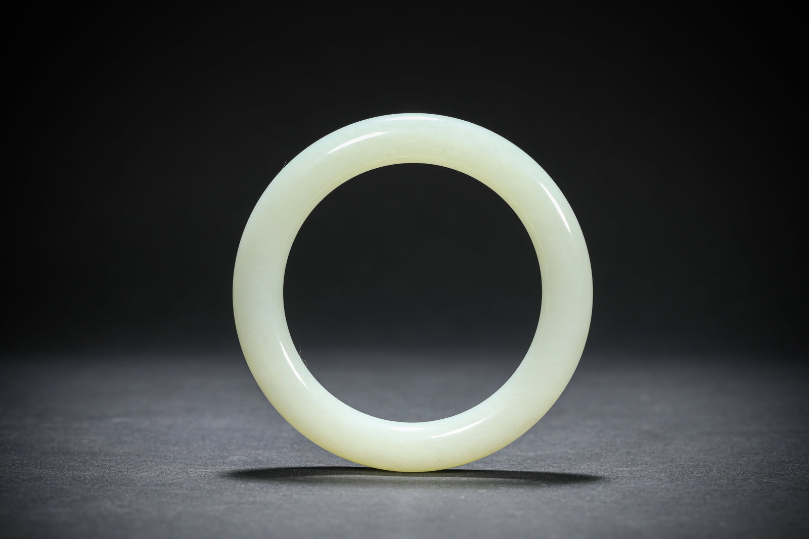 A JADE BANGLE (1 of 5)