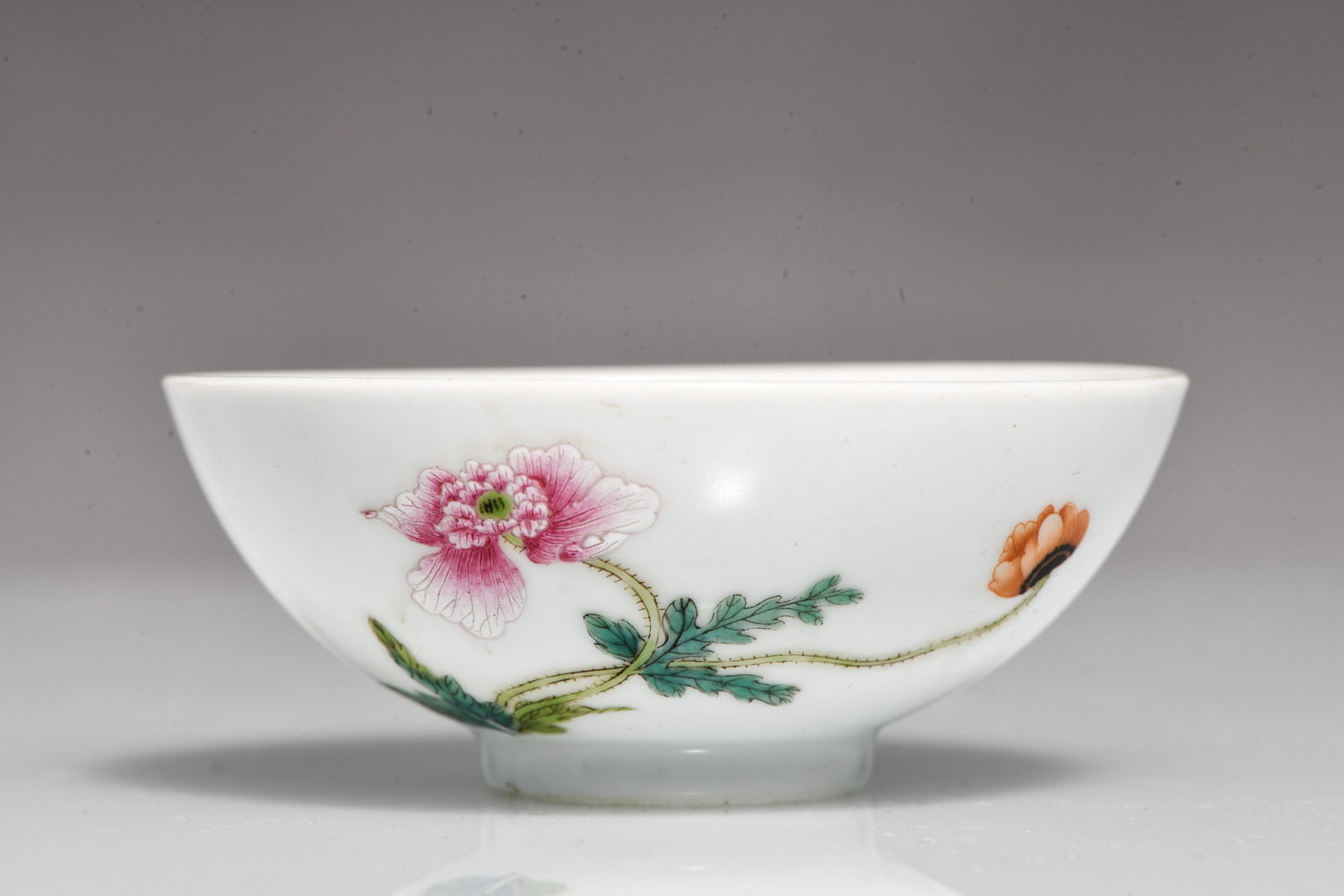 A FAMILLE ROSE 'FLORAL' CUP (1 of 4)