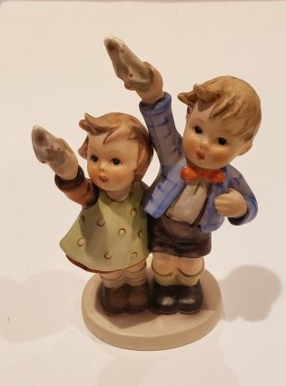 Goebel Hummel Auf Wiedersehen Figurine: Goebel Hummel Auf Wiedersehen Figurine. See photos for details. Buyer Premium 20%. *In-House Shipping Available**. WE WILL BE LISTING MORE ITEMS TO THIS SALE DAILY