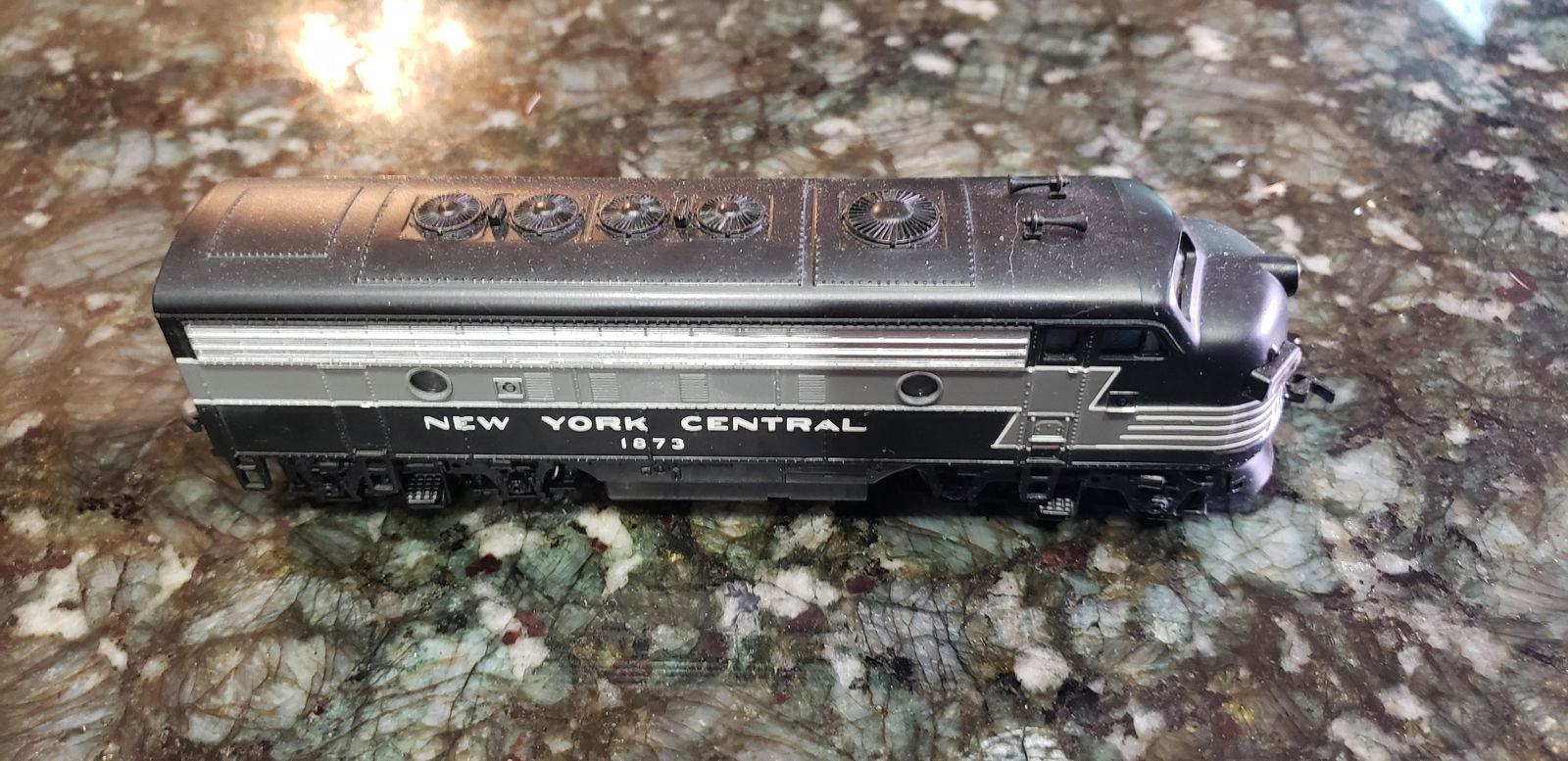Ho Scale New York Central 1873 Engine (1 of 5)