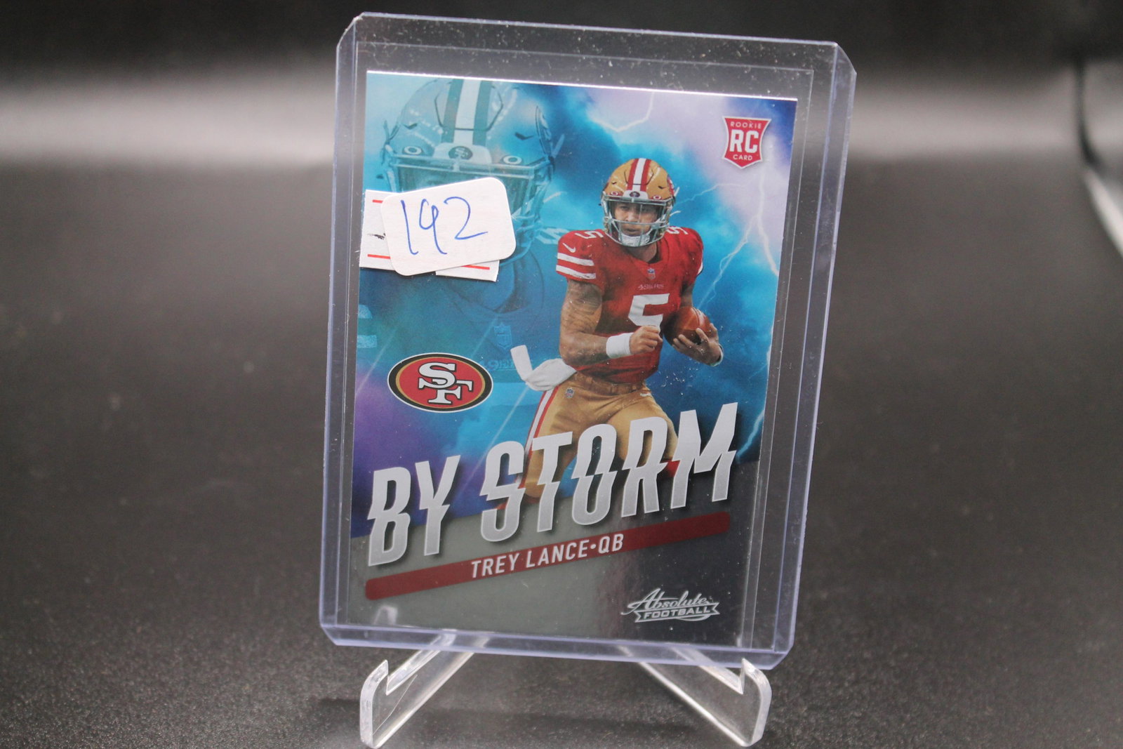trey lance rookie: football card