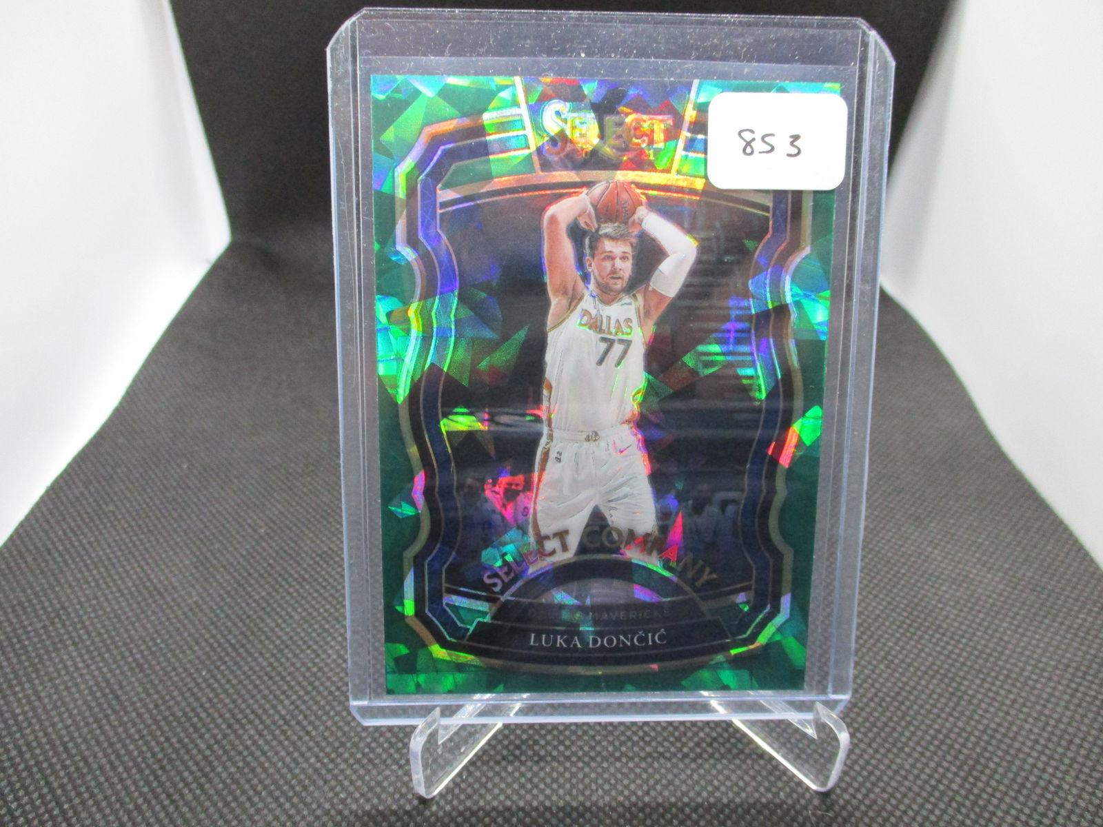 Luka Doncic Green cracked ice Select (1 of 1)