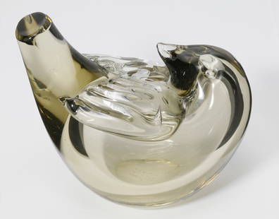 Trya Lundgren for Venini Art Glass Bird: Tyra Lundgren (Swedish, 1897 - 1979) for Venini amber hue art glass bird, Stamped on base 'Venini Murano Italia', 4" x 5"