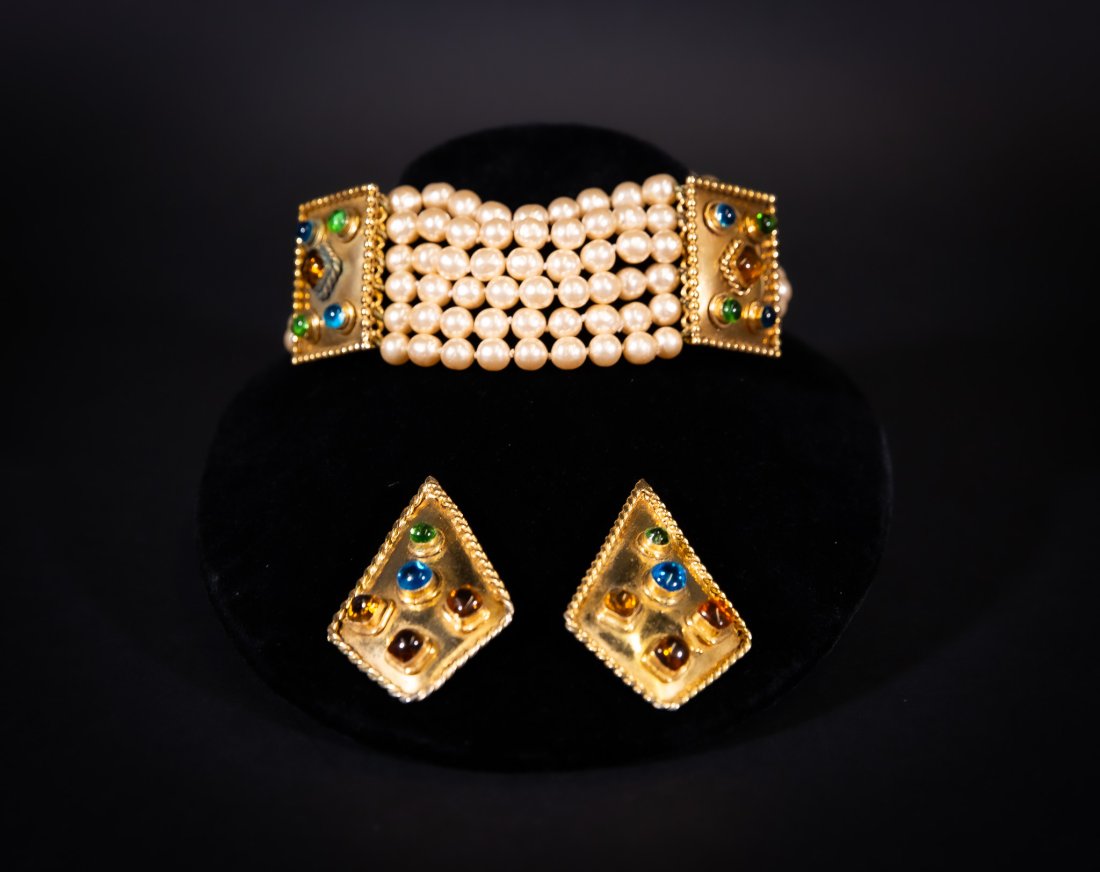 Isabel Canovas Kite Earrings w. Matching Pearl Strand Necklace (1 of 5)