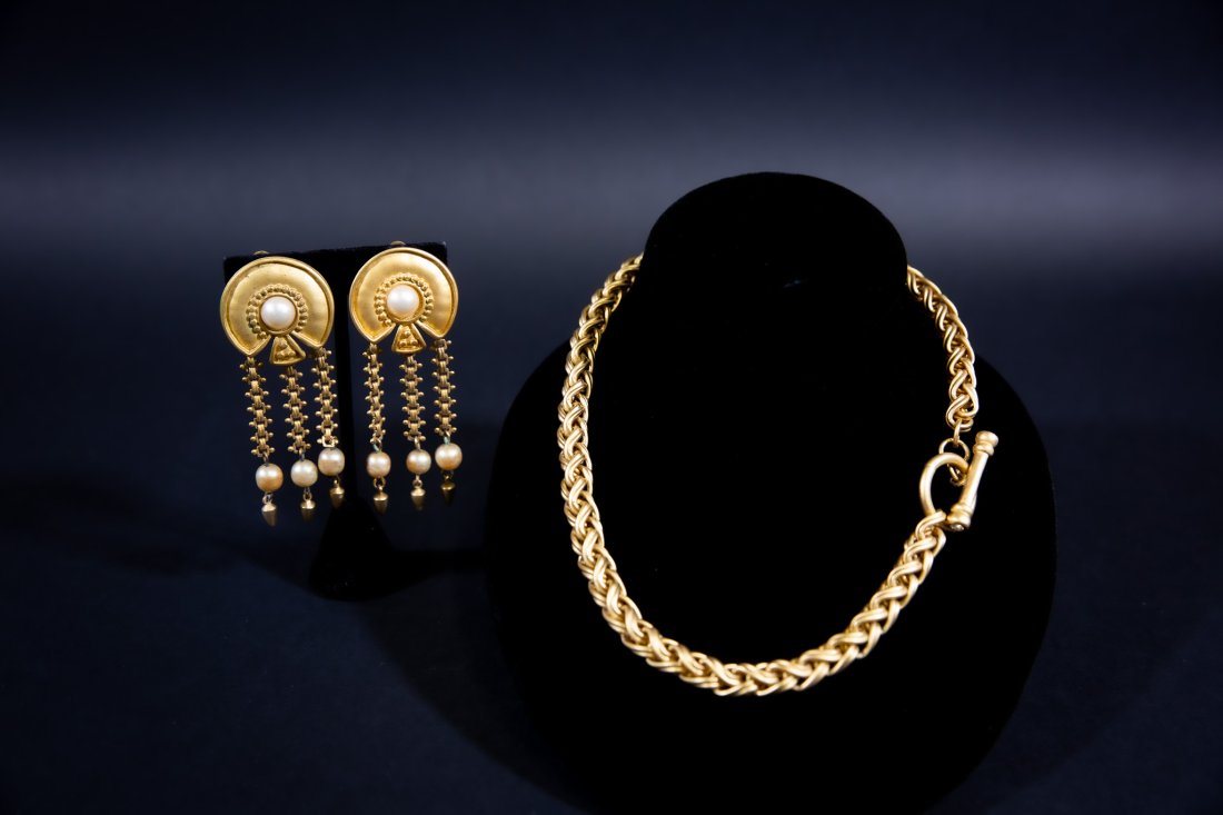 Gold Plate Earrings and Rope Necklace: Large vintage gold plated clip earrings with triple chain drops with cone finishes and pearl accents (3.5" drop), along with a thick brushed gold plated rope chain choker necklace (8 inch).