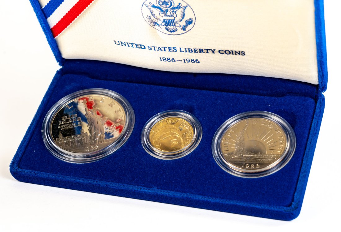 1986 United States Gold & Silver Liberty Three-Coin Set (1 of 5)