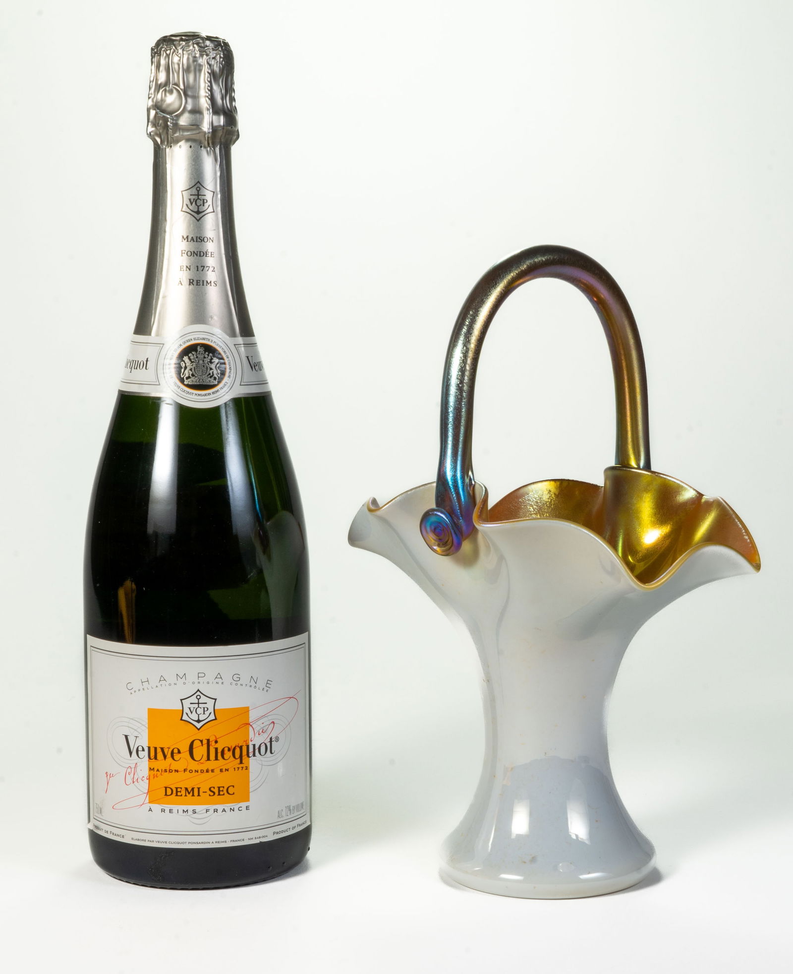 Steuben Calcite Aurene Glass Basket (1 of 10)