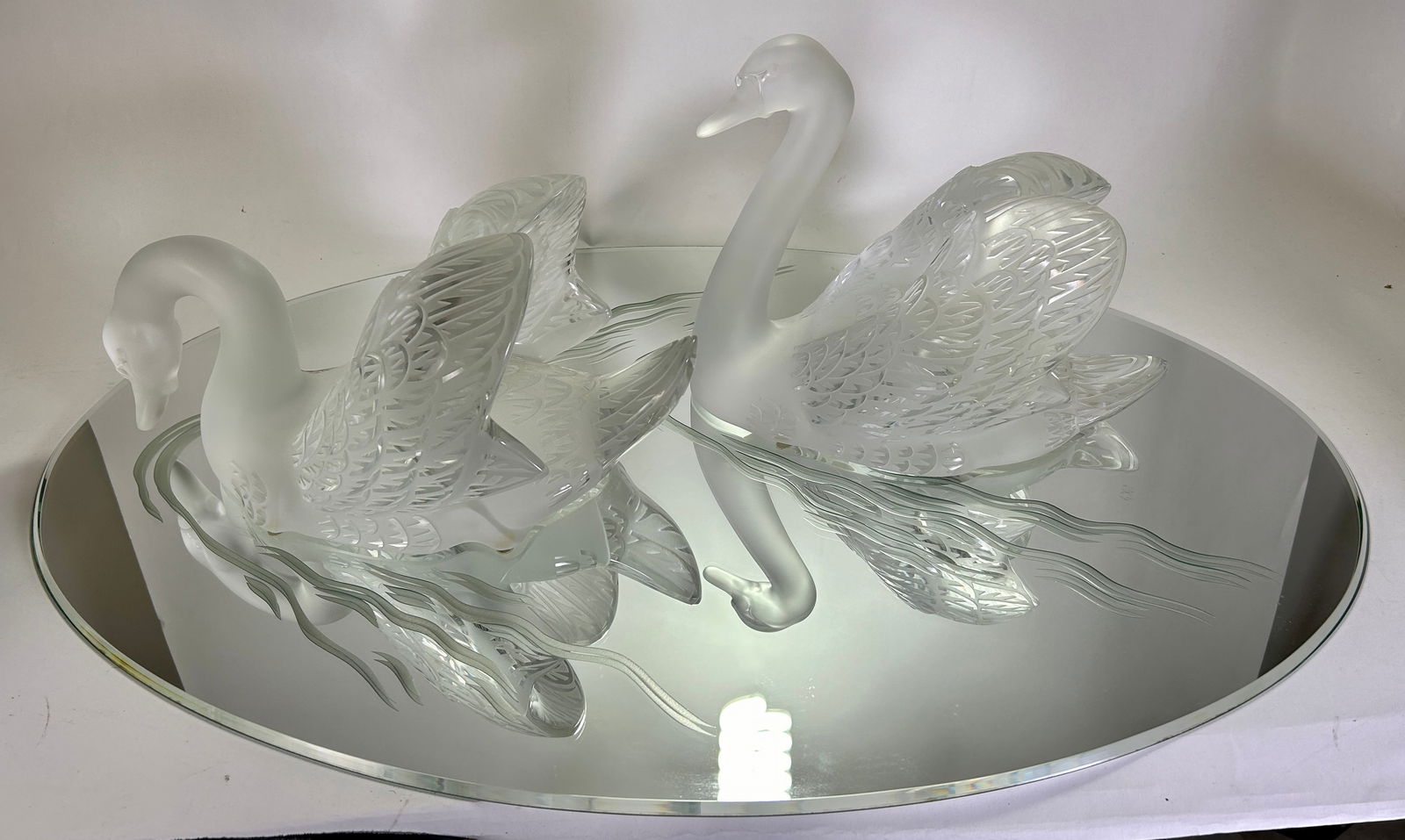 Two (2) Lalique Frosted Crystal Glass Swans on Mirror Plateau (1 of 5)