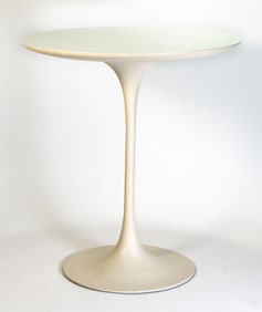 Ero Saarinen-Style Tulip End Table
