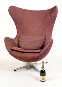 Arne Jacobsen Style Egg Chair and Ottomon