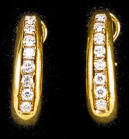 18k Gold Diamond Hoop Earrings