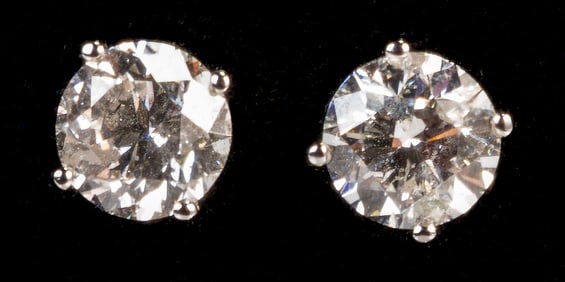 14k White Gold Diamond Stud Earrings