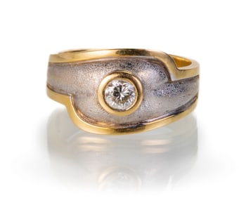 18k Yellow and White Gold Diamond Ring