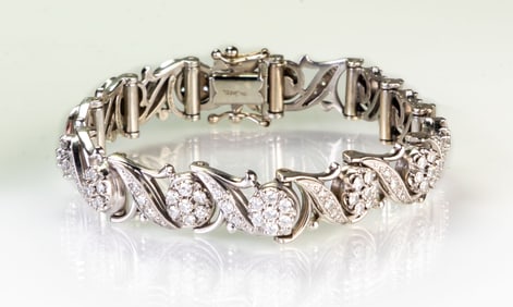 18k White Gold Jabel Diamond Bracelet