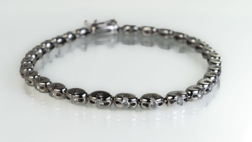 18k White Gold Diamond Line Bracelet
