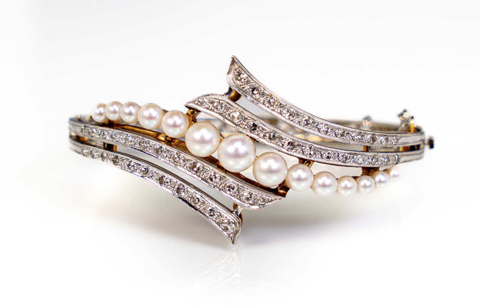 14k Gold, Diamonds & Pearls Bangle Bracelet (1 of 6)
